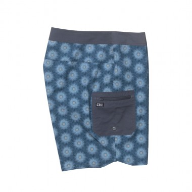 SALTY CREW SESSION BOARDSHORTS DEEP OCEAN
