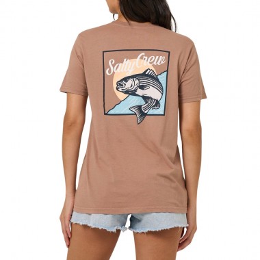 SALTY CREW FISH STAMP BF W TEE MOCHA