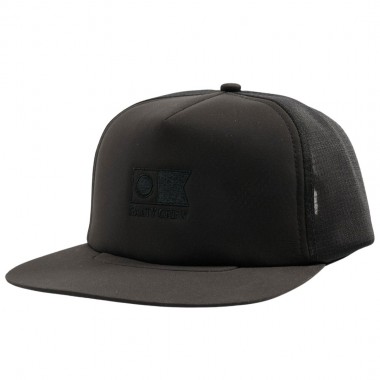 SALTY CREW FLAGSHIP TECH TRUCKER CAP BLACK