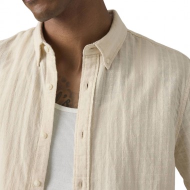 LEVI’S® AUTHENTIC BUTTON DOWN SHIRT NEUTRAL/OATMEAL