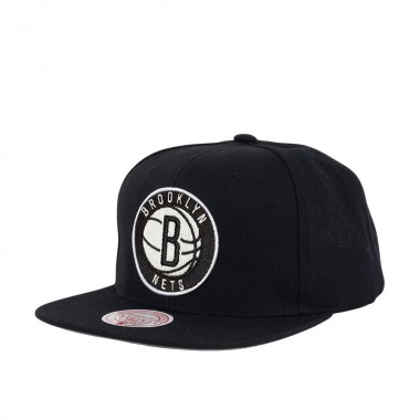 MITCHELL & NESS NBA TEAM LOGO BROOKLYN NETS SNAPBACK CAP BLACK