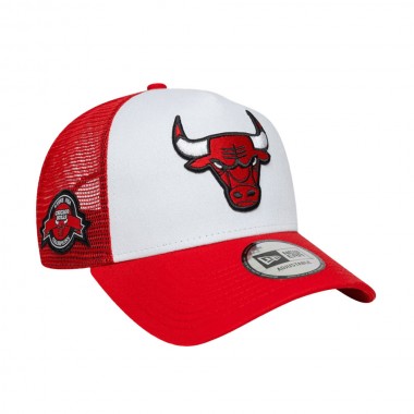 NEW ERA NBA CHICAGO BULLS SIDE PATCH TRUCKER CAP RED