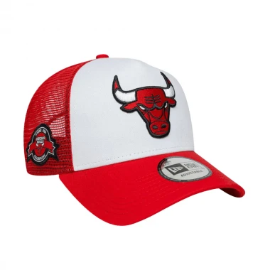 NEW ERA NBA CHICAGO BULLS SIDE PATCH TRUCKER CAP RED