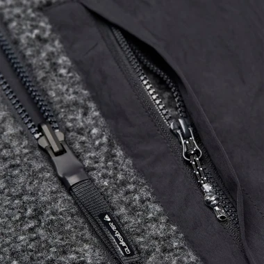 QUIKSILVER URBAN STORM REVERSIBLE ZIP FLEECE BLACK