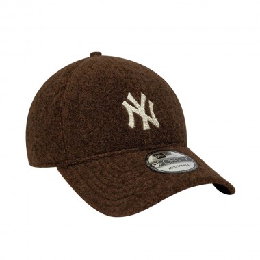 NEW ERA MLB NEW YORK YANKEES WINTER BORG 9FORTY ADJ CAP BROWN