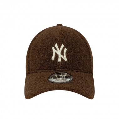 NEW ERA MLB NEW YORK YANKEES WINTER BORG 9FORTY ADJ CAP BROWN