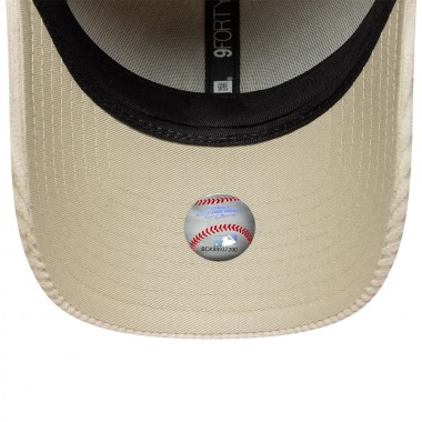 NEW ERA MLB NY YANKEES WMNS CORD 9FORTY ADJ CAP LIGHT BEIGE