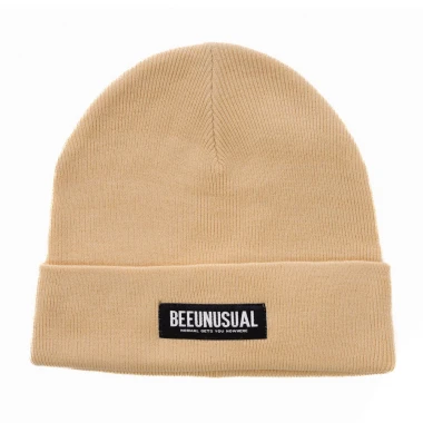 BEE UNUSUAL MONOCHROME BEANIE BEIGE