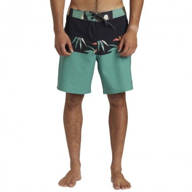 QUIKSILVER SURFSILK PANEL 18 BOARDSHORTS OMNI SCALLOP BLACK
