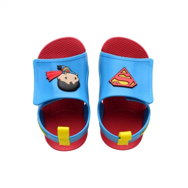 HAVAIANAS BABY PLAY HEROES DC SANDALS RUBY RED