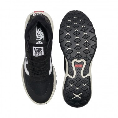 VANS MTE CROSSPATH SHOES BLACK/WHITE