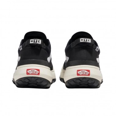 VANS MTE CROSSPATH SHOES BLACK/WHITE