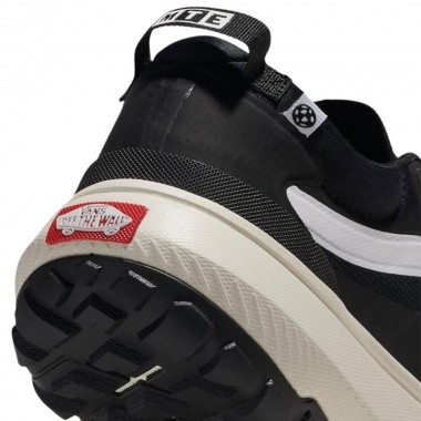 VANS MTE CROSSPATH SHOES BLACK/WHITE