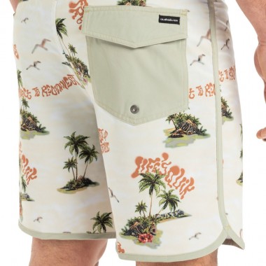 QUIKSILVER SURFSILK SCALLOP BOARDSHORTS 18&quot ABBEY STN BUTANCAMO