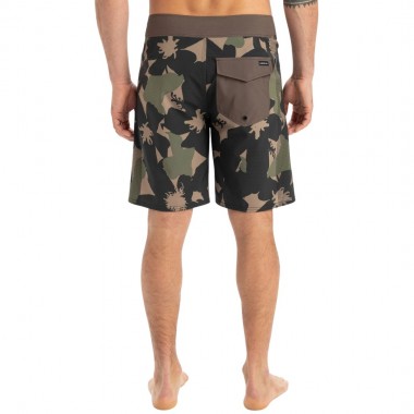 QUIKSILVER HIGHLINE ARCH BOARDSHORTS 19&quot GRAPE LEAF HANDTMAN