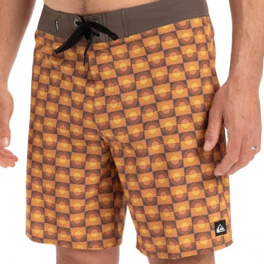 QUIKSILVER SURFSILK STRAIGHT LEG BOARDSHORTS 18&quot BRAN FLOREVER