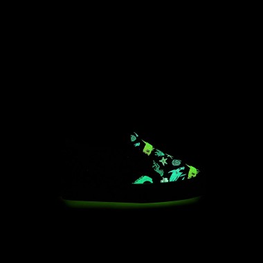 VANS SLIP-ON V GLOW SHARKS TOD SHOES BLUE/MULTI