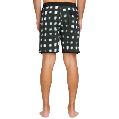 VOLCOM INFUSE SCALLOP MOD BOARDSHORTS 19&quot BLACK