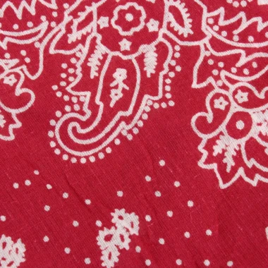LEVI’S® PAISLEY BANDANA TRUE RED