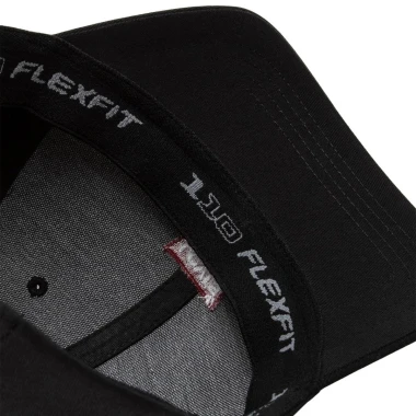 LEVI’S® HOUSEMARK FLEXFIT CAP BLACK