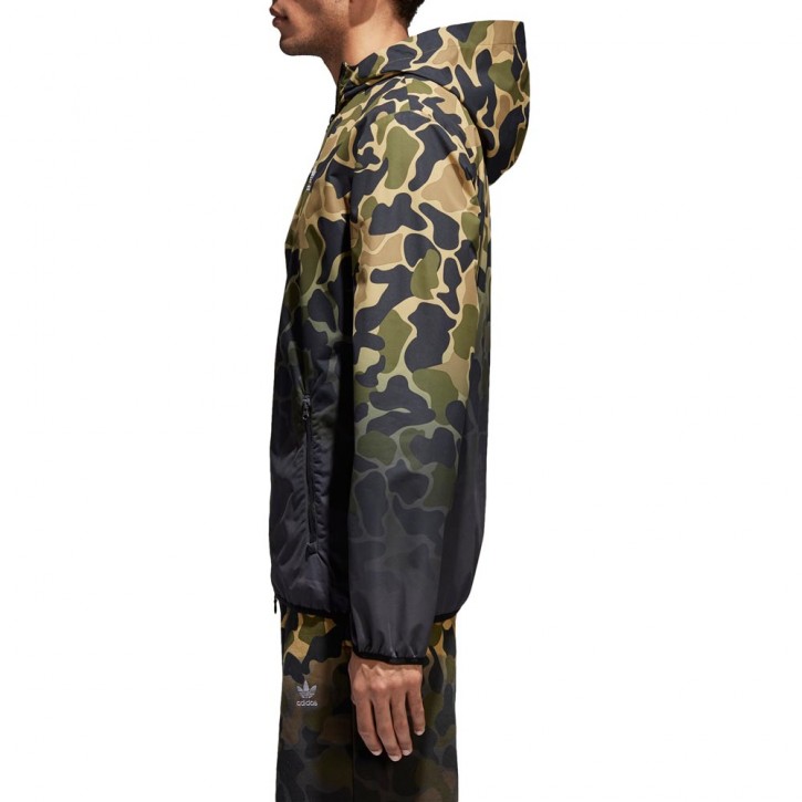 adidas Men's Originals Camouflage Windbreaker Multicolor ce1545