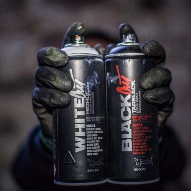MONTANA BLACK SPRAY 400ML BLACKOUT TARBLACK