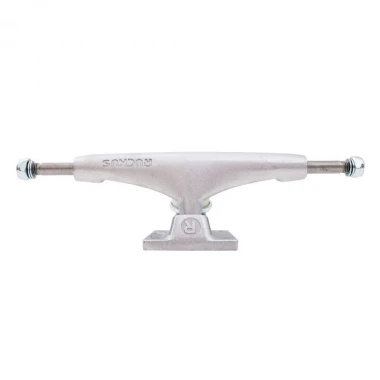 RUCKUS LOW TRUCKS SILVER 5.5
