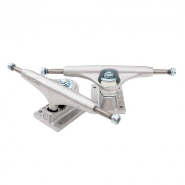 RUCKUS LOW TRUCKS SILVER 5.5